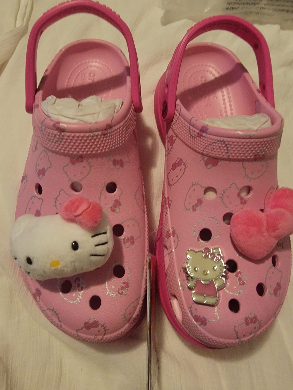 CROCS Adult Pink Hello Kitty Clog Sandals with Charms